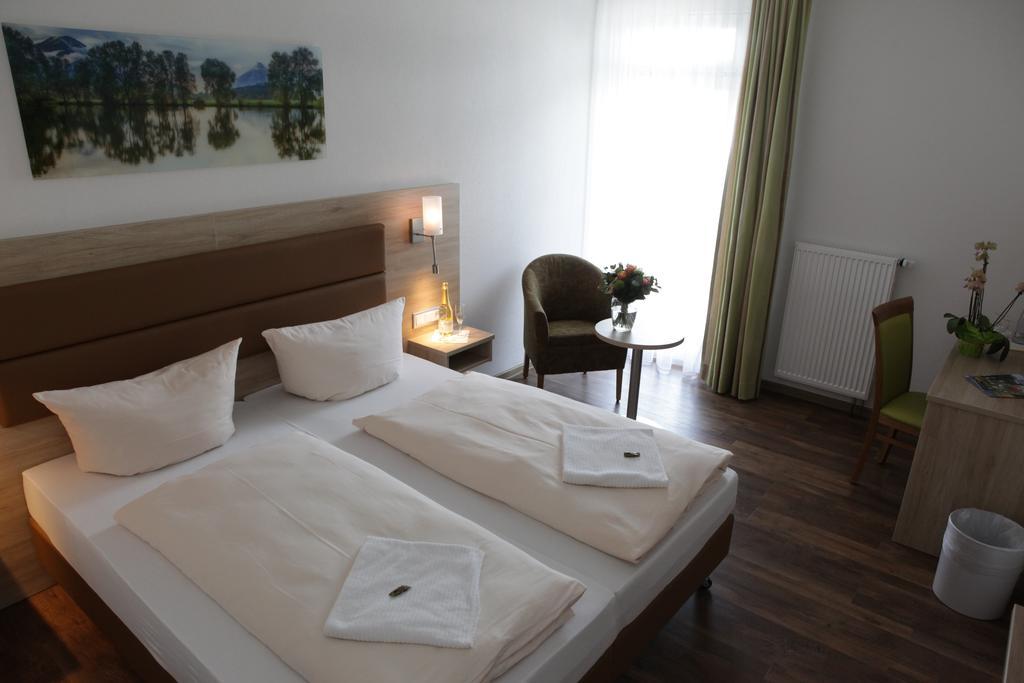 Landhotel Kueffner Pfedelbach Εξωτερικό φωτογραφία