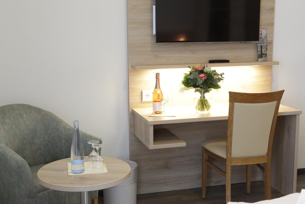 Landhotel Kueffner Pfedelbach Εξωτερικό φωτογραφία