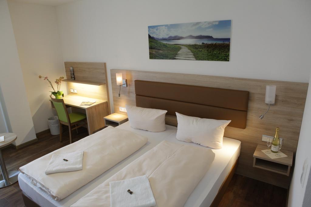 Landhotel Kueffner Pfedelbach Εξωτερικό φωτογραφία